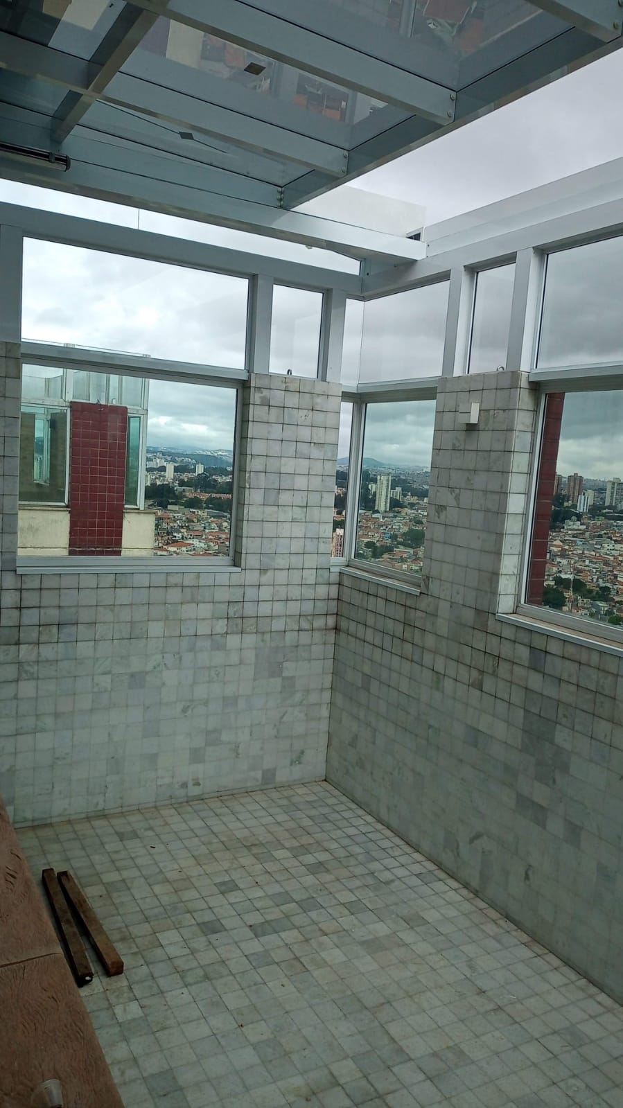 Revestimento de parede com porcelanato - Magno Reformas SP